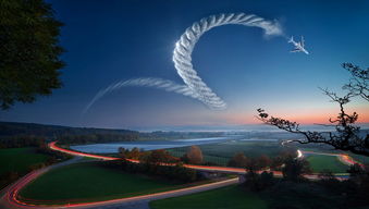 (九天揽月 天问)九天揽月问鼎苍穹，探索无限可能，追求天空之巅的壮举