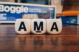 探讨王权争霸的历史演变：如何通过制度和法律路径实现王权职位的取消和社会公平