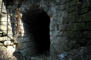 探寻传奇故事:英雄城堡的壮丽围墙和神秘传说究竟隐藏着怎样的奥秘? 探寻传奇故事:英雄城堡的壮丽围墙和神秘传说究竟隐藏着怎样的奥秘?